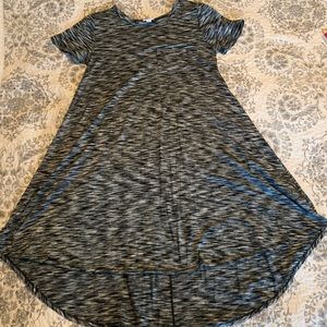 XS Lularoe Carly Black and White microstriping